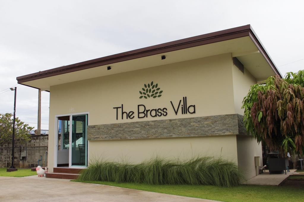 The Brass Villa Garden Resort Sattahip Ngoại thất bức ảnh